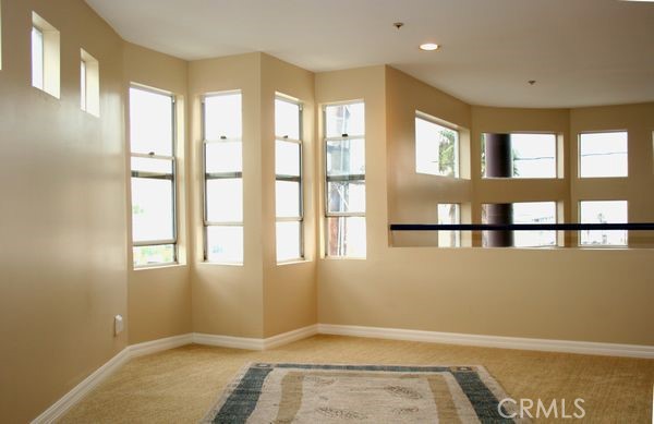 1405 Manhattan Avenue