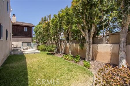 1521 Artesia Boulevard A