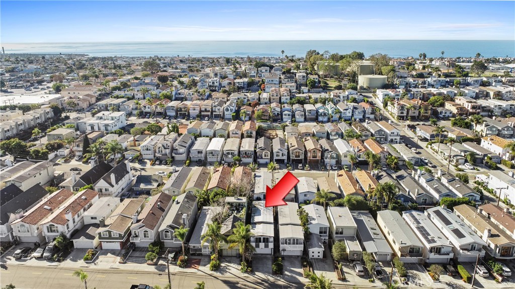 1529 Steinhart Avenue