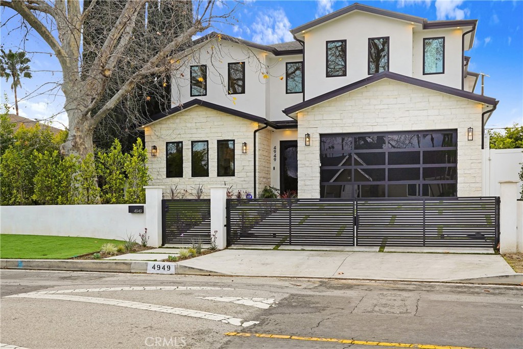 4949 Petit Avenue