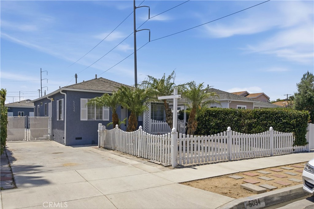 5034 W 130th