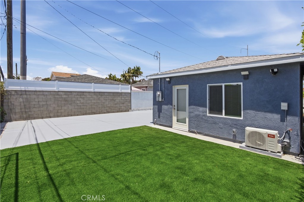 5034 W 130th