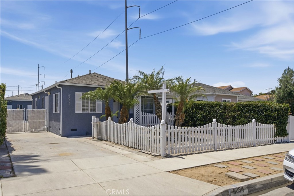 5034 W 130th
