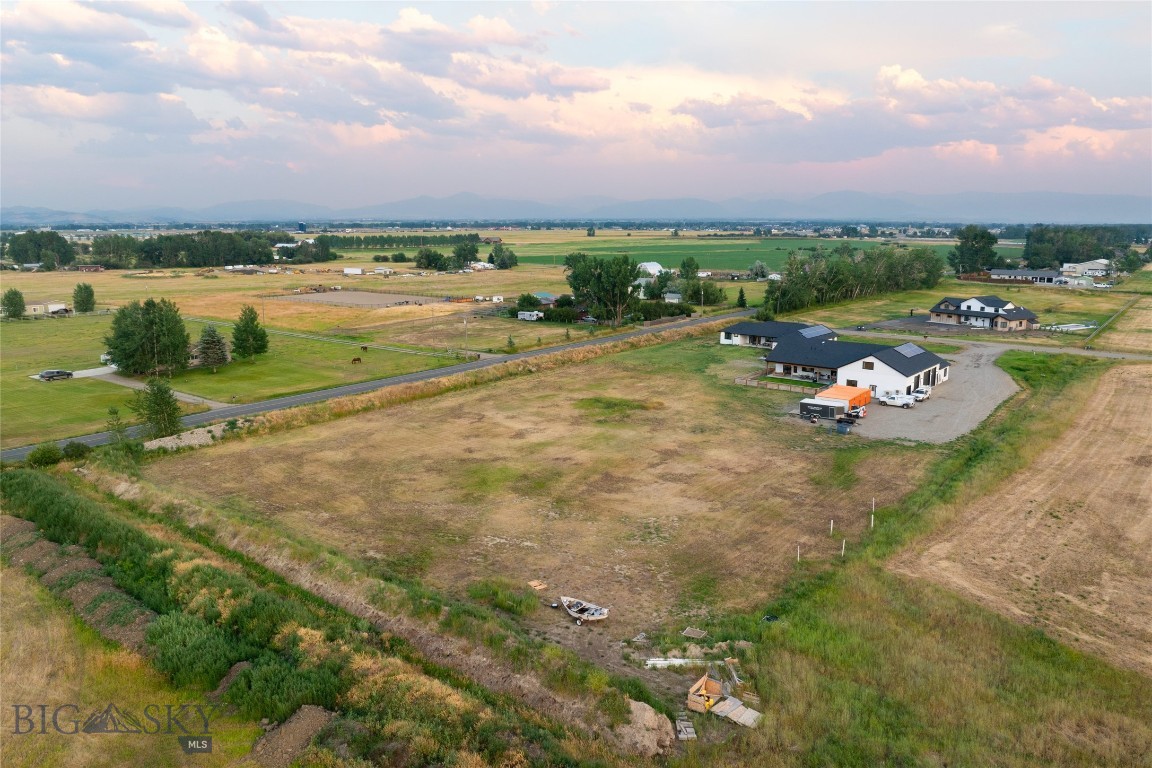 57 and 47 Green Meadow Way