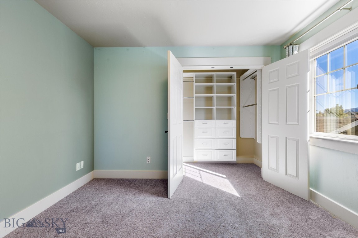 805 N Aster Avenue