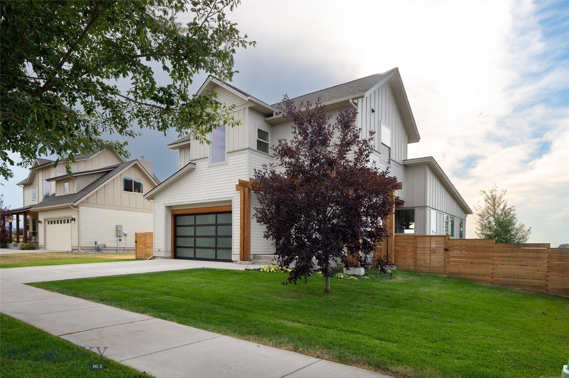 1375 Advance Drive