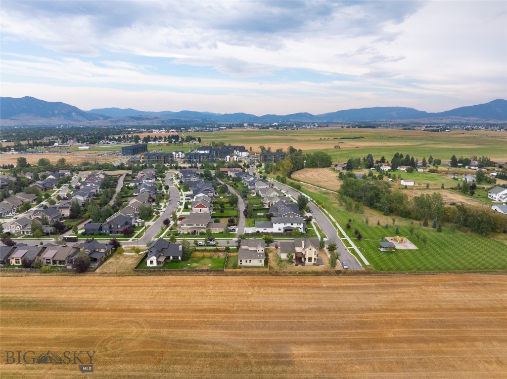 1375 Advance Drive