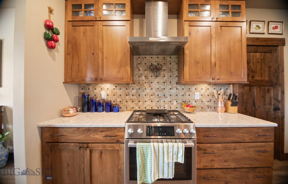 1023 Black Bull Trail