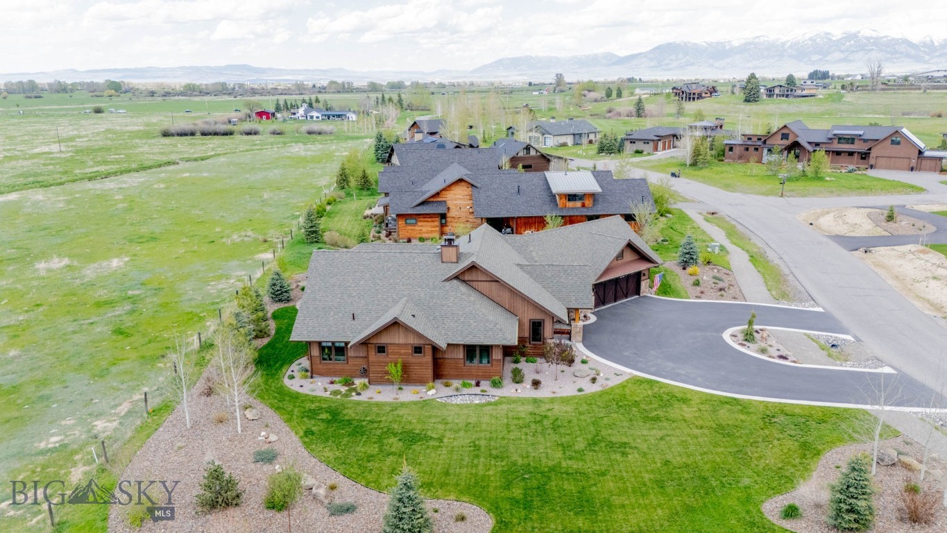 1023 Black Bull Trail