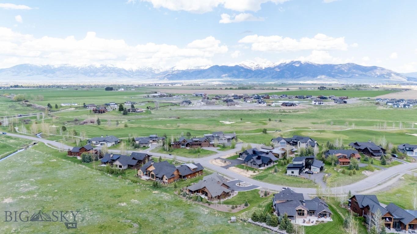 1023 Black Bull Trail