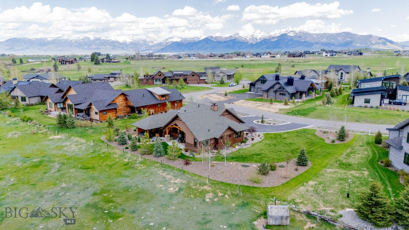 1023 Black Bull Trail