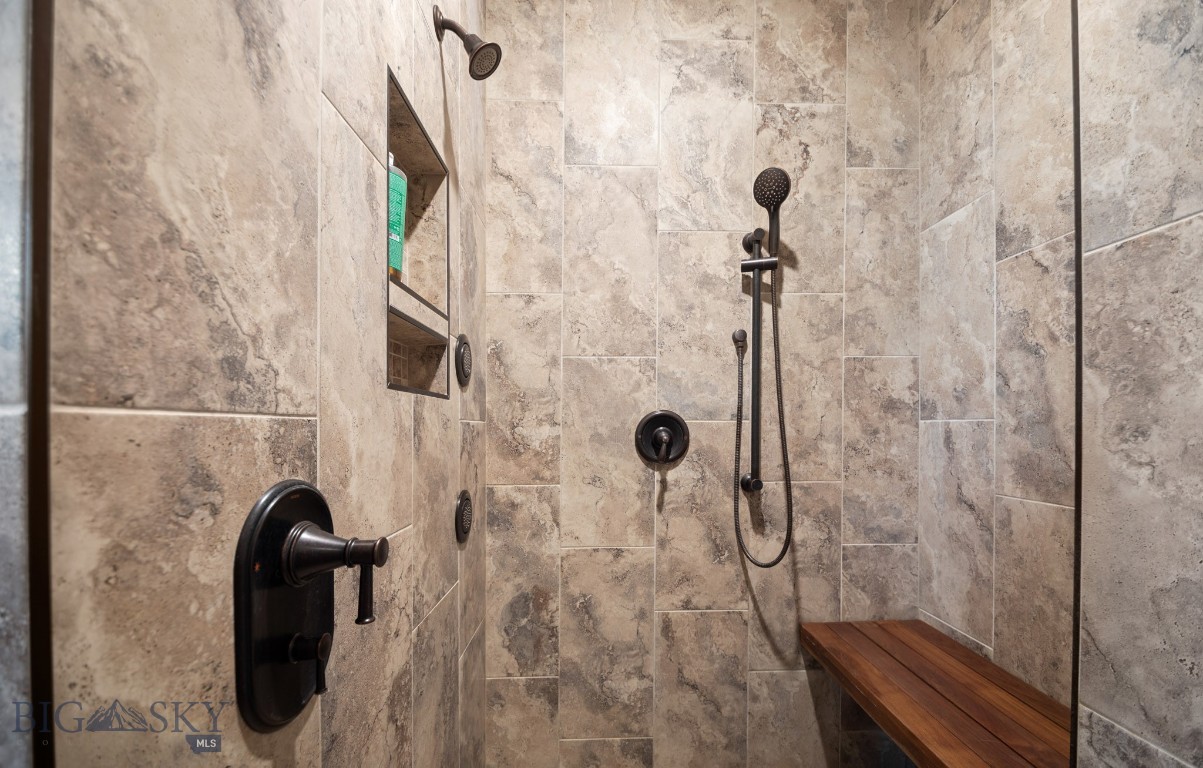 1023 Black Bull Trail