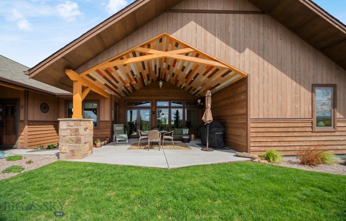 1023 Black Bull Trail