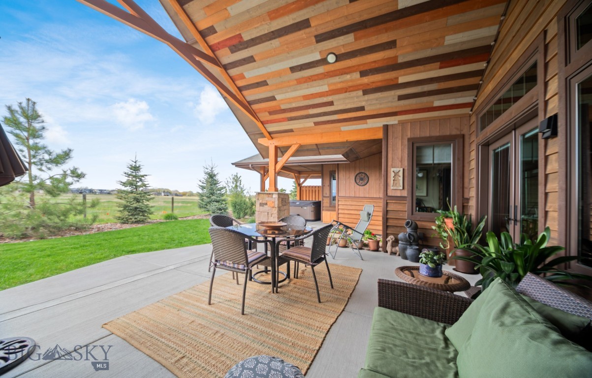 1023 Black Bull Trail