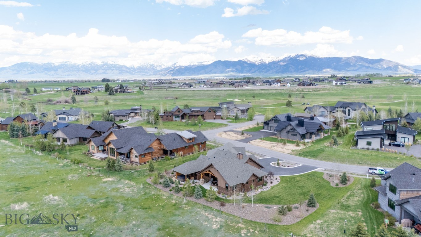 1023 Black Bull Trail