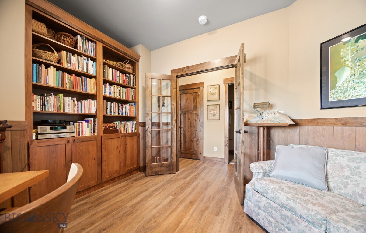 1023 Black Bull Trail