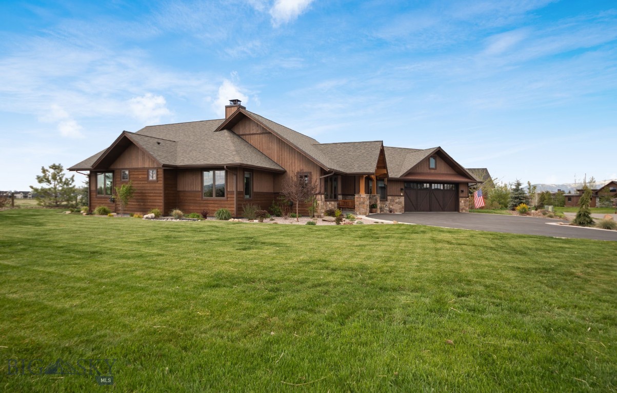 1023 Black Bull Trail