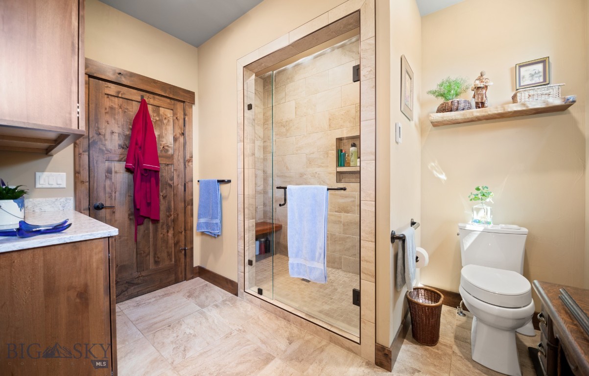 1023 Black Bull Trail