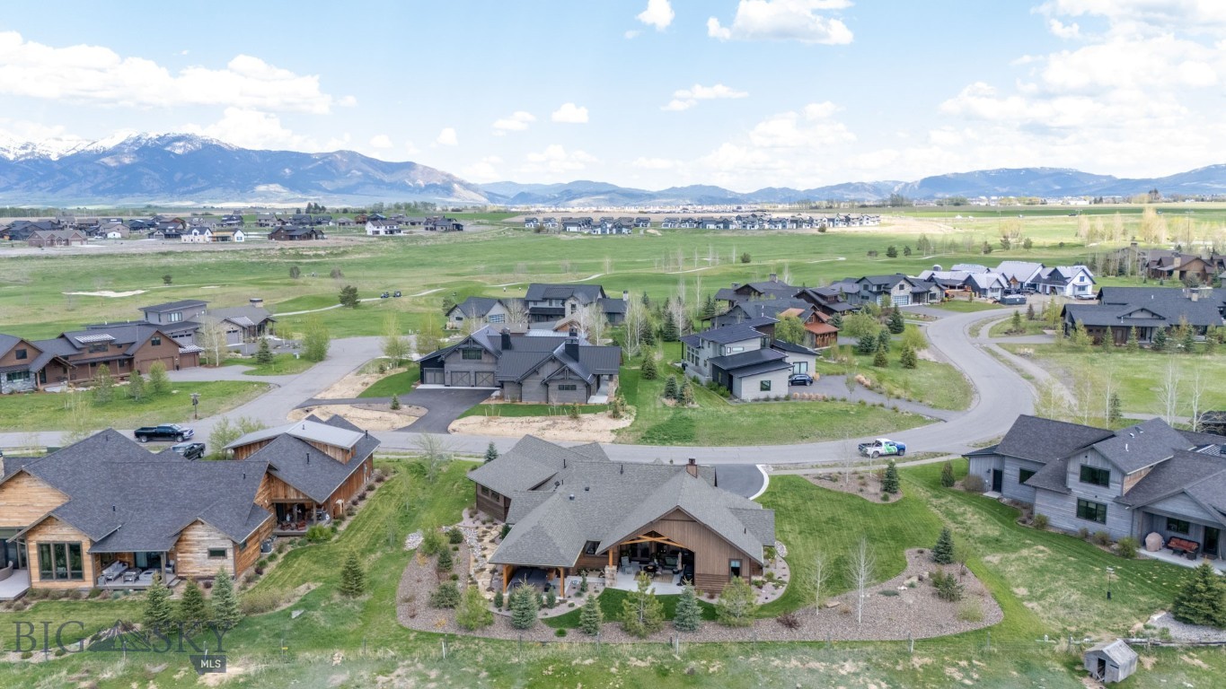 1023 Black Bull Trail