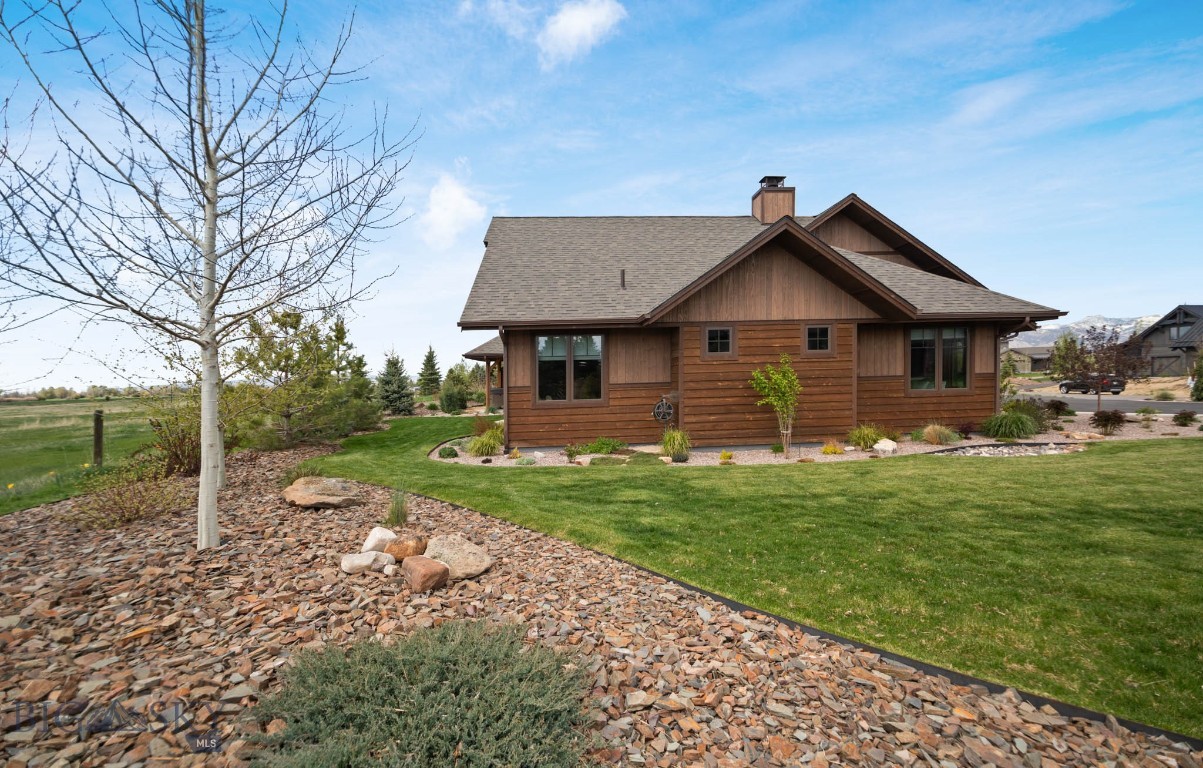 1023 Black Bull Trail
