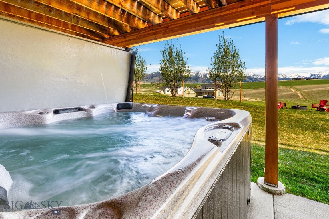 20 Prairie Falcon Lane