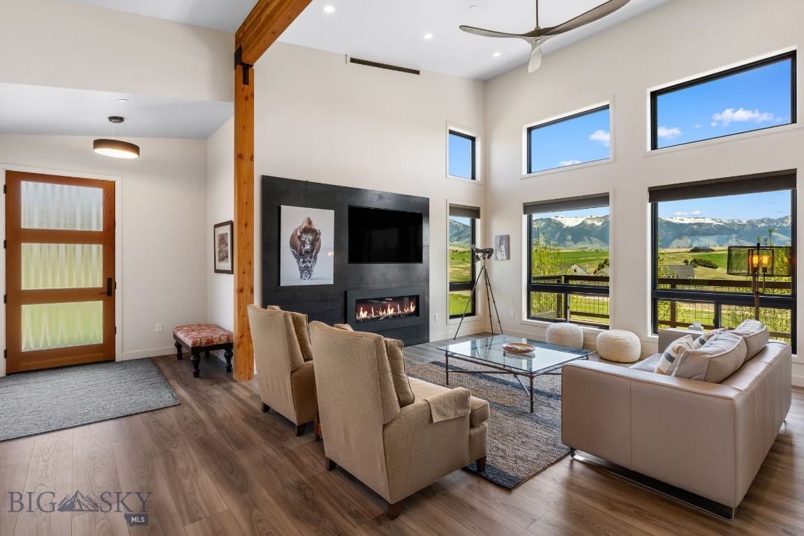 20 Prairie Falcon Lane