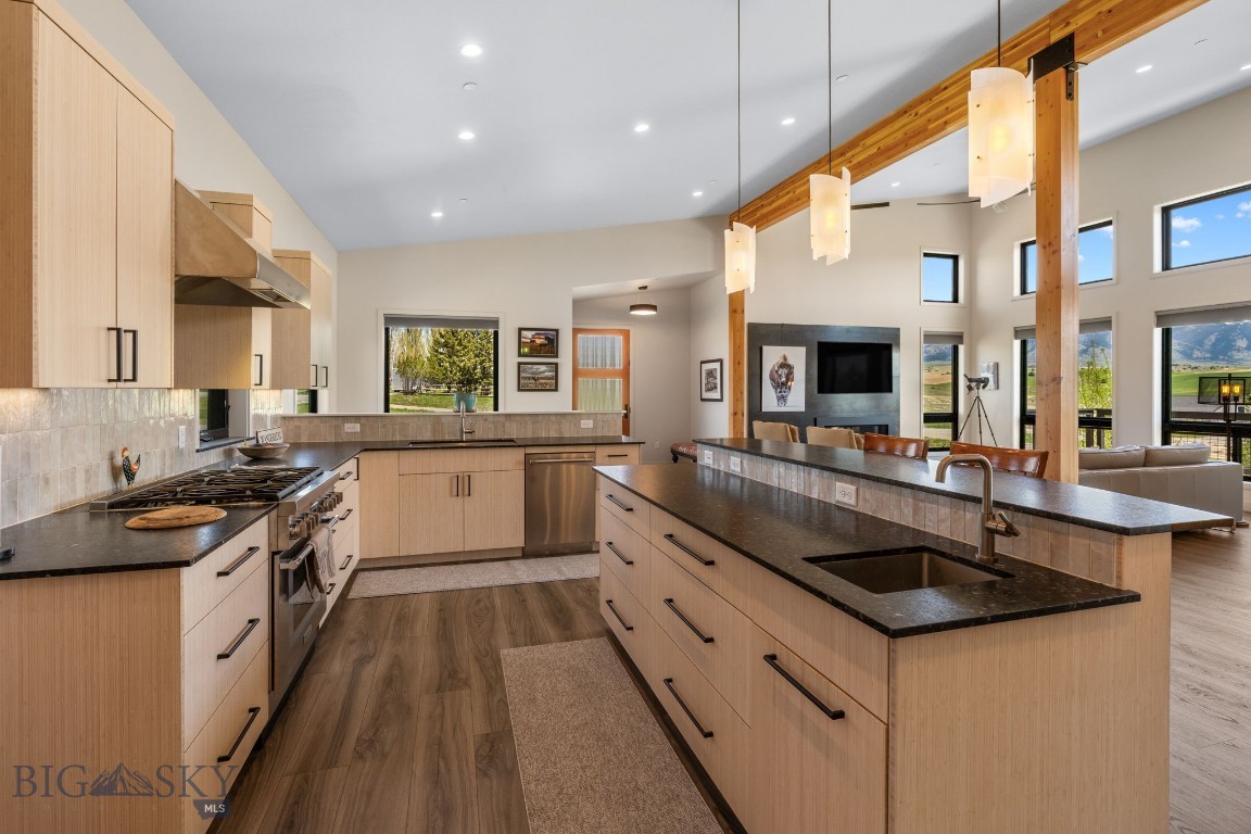 20 Prairie Falcon Lane