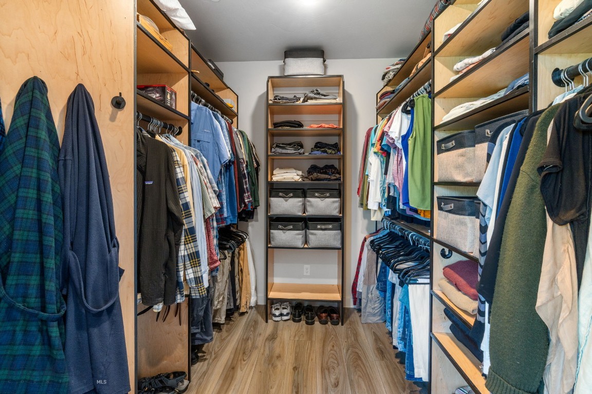 20 Prairie Falcon Lane