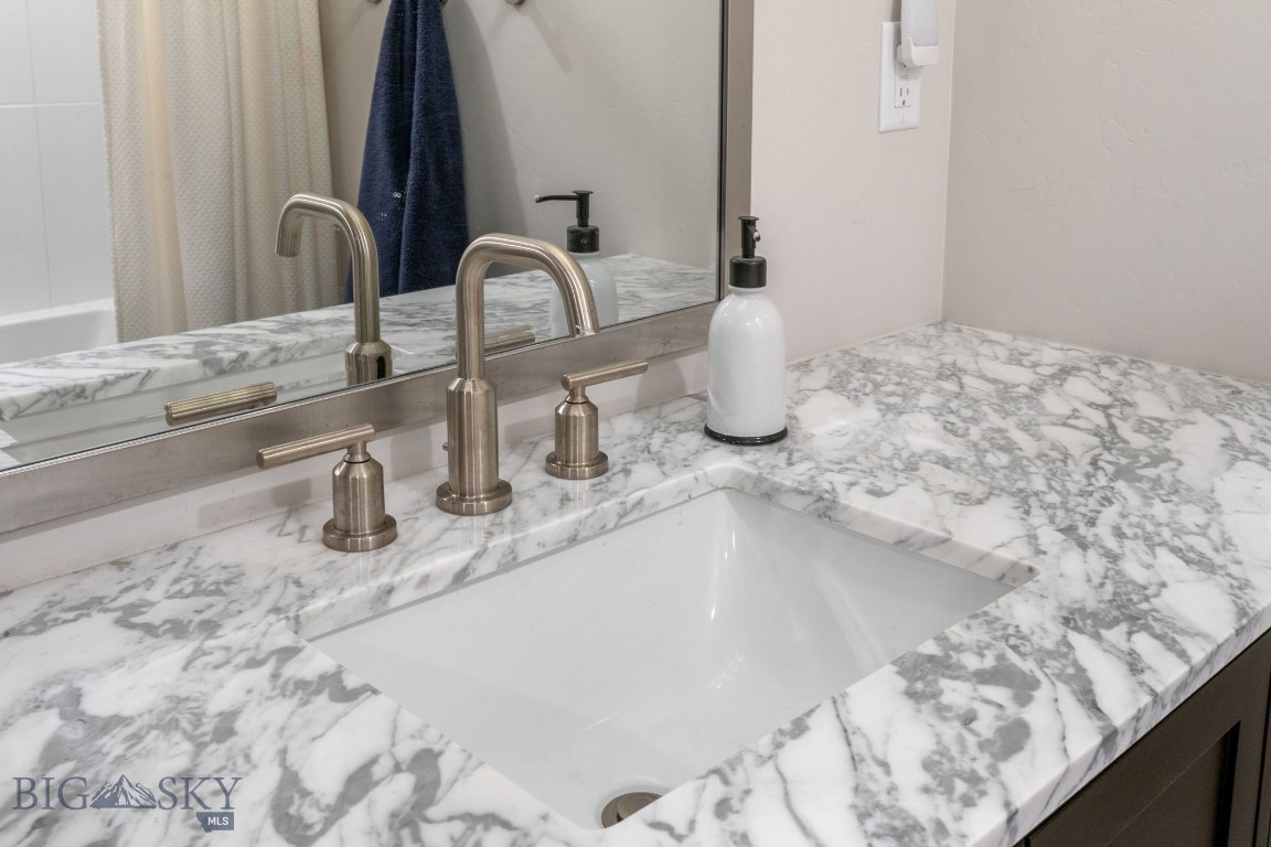 20 Prairie Falcon Lane