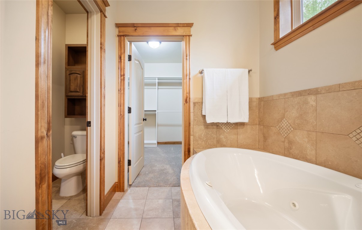 1004 Oconnell Drive