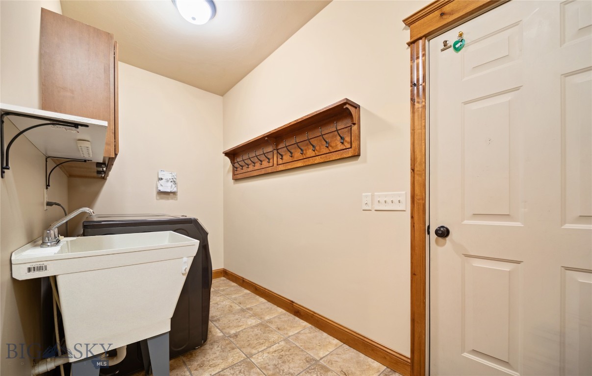 1004 Oconnell Drive