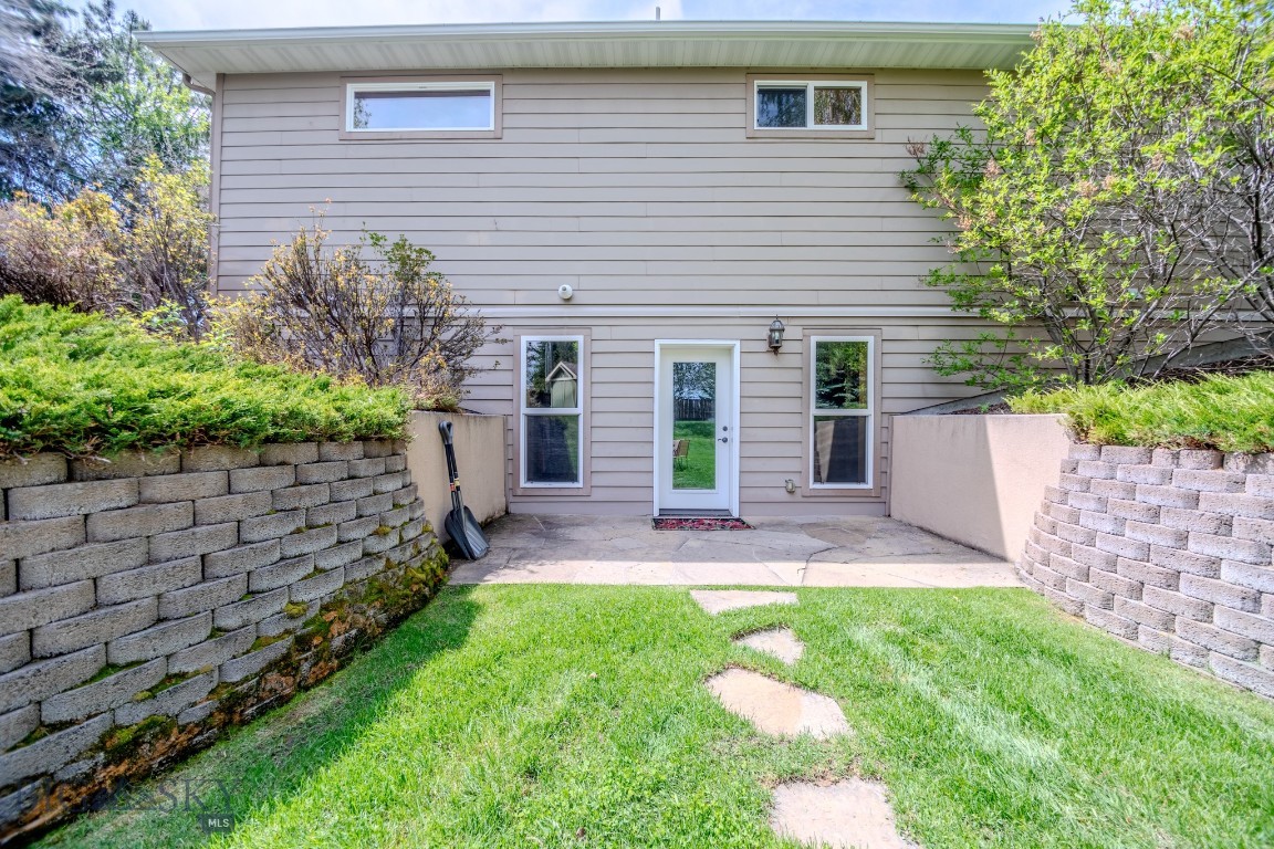 1004 Oconnell Drive