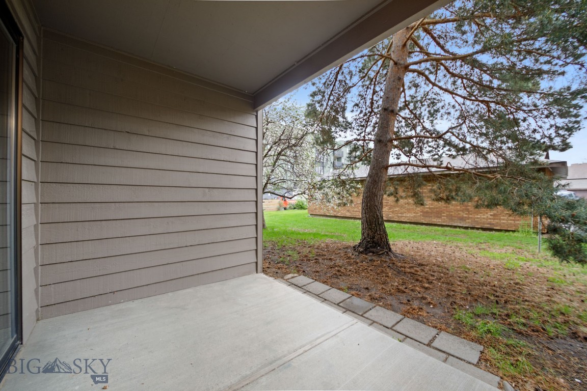 1703 W Olive Street 5