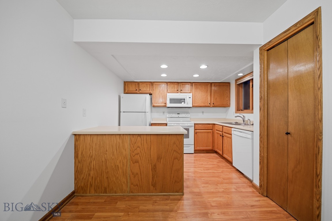 1703 W Olive Street 5