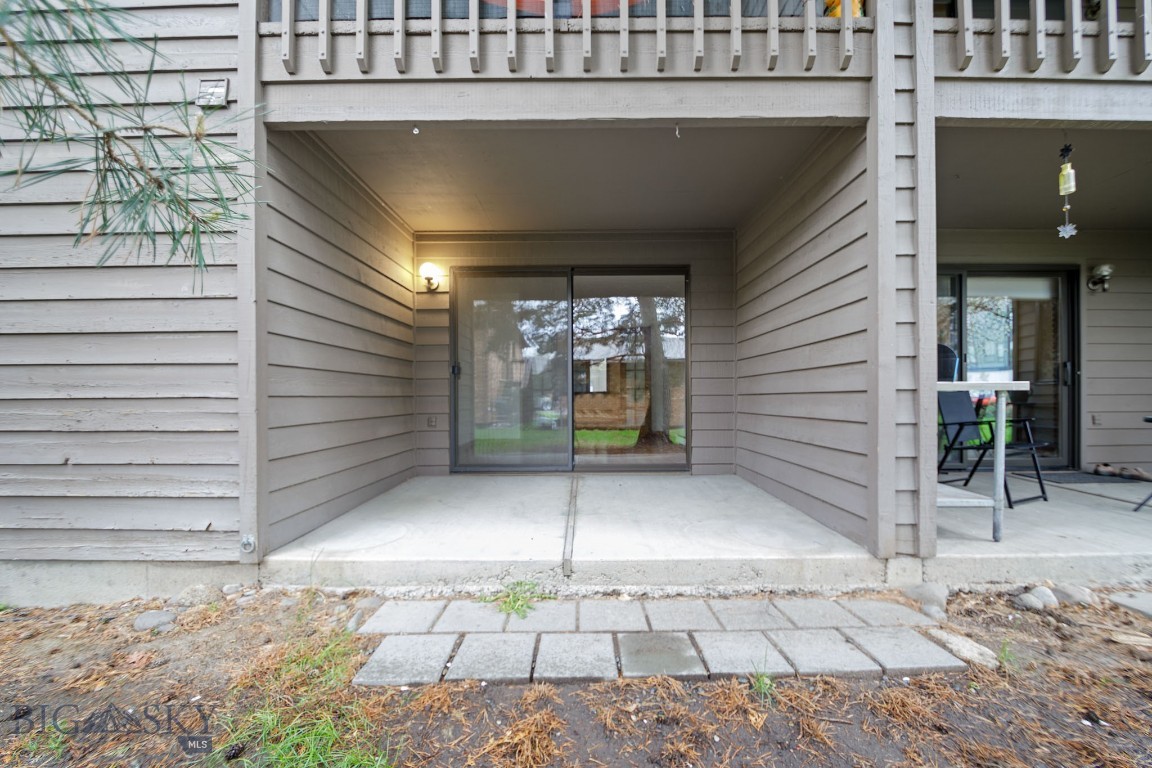 1703 W Olive Street 5
