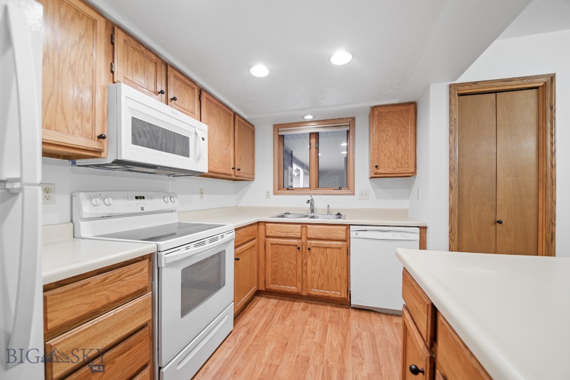 1703 W Olive Street 5