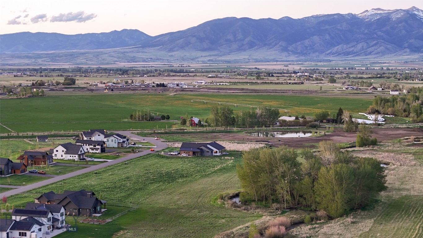 TBD E Riparian Way