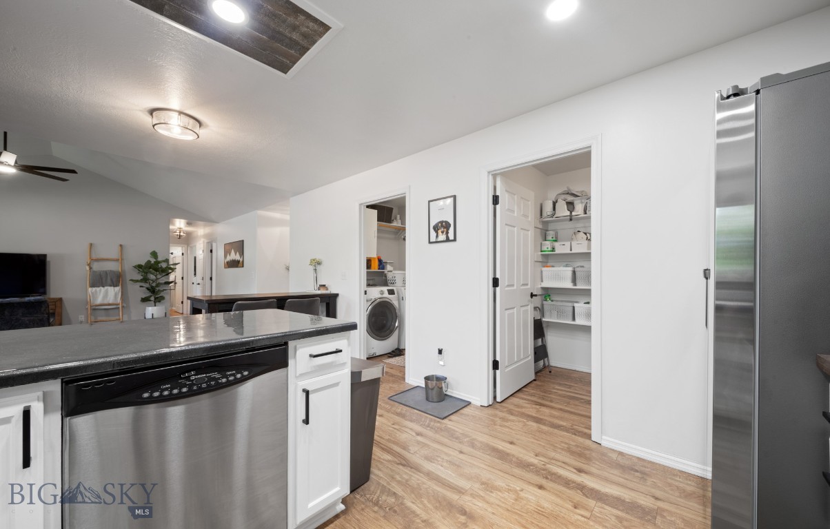 521 Dove Court