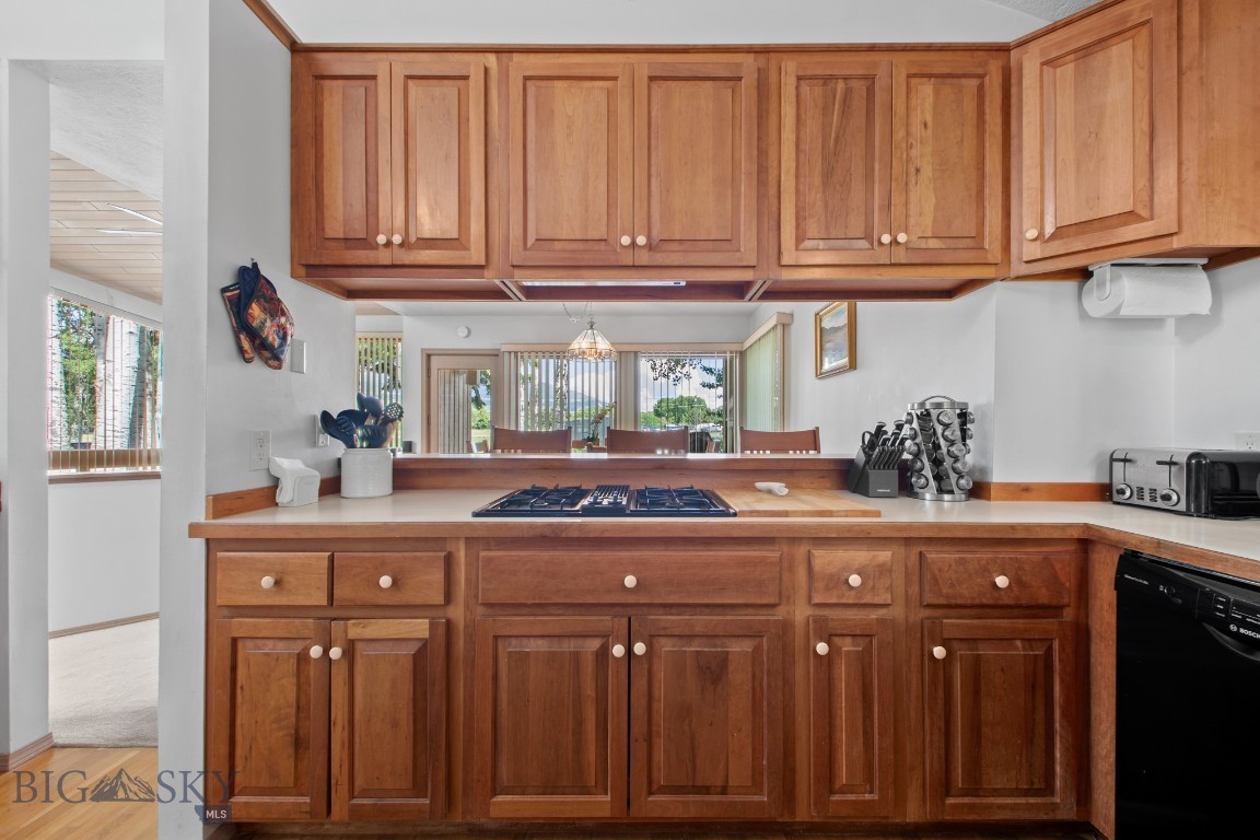 8A Gallatin Drive