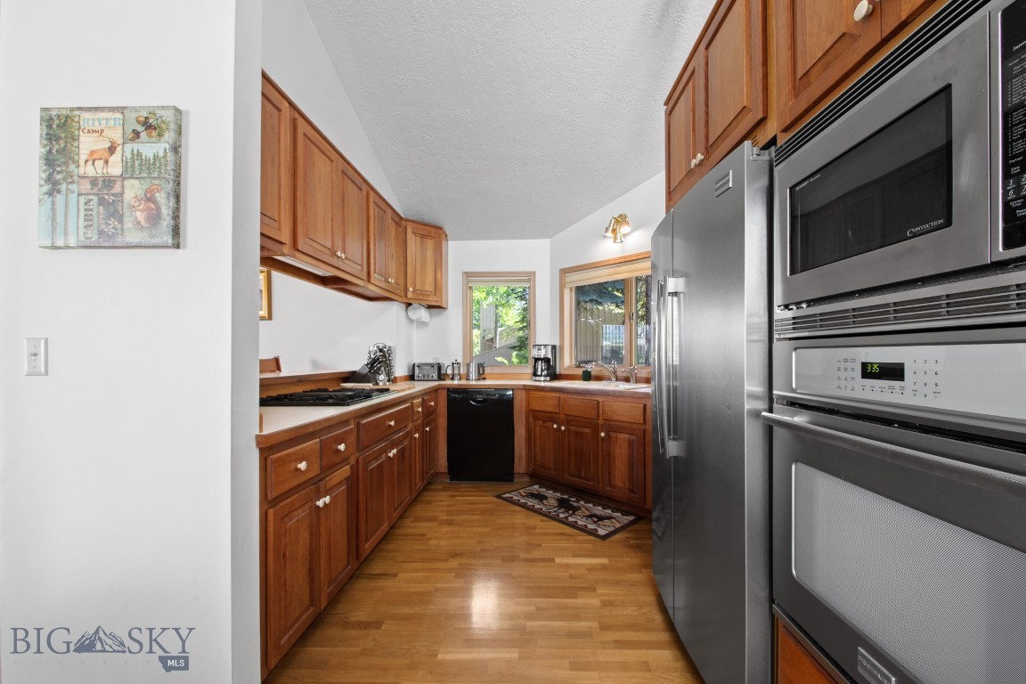 8A Gallatin Drive