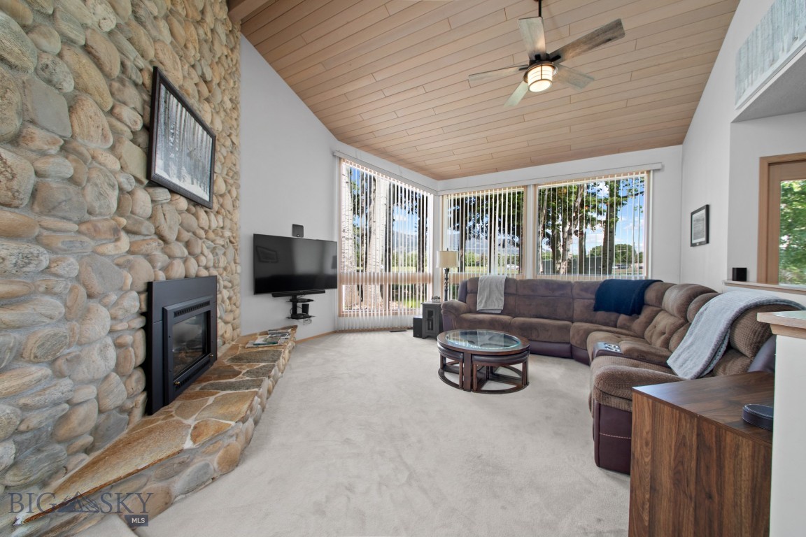 8A Gallatin Drive