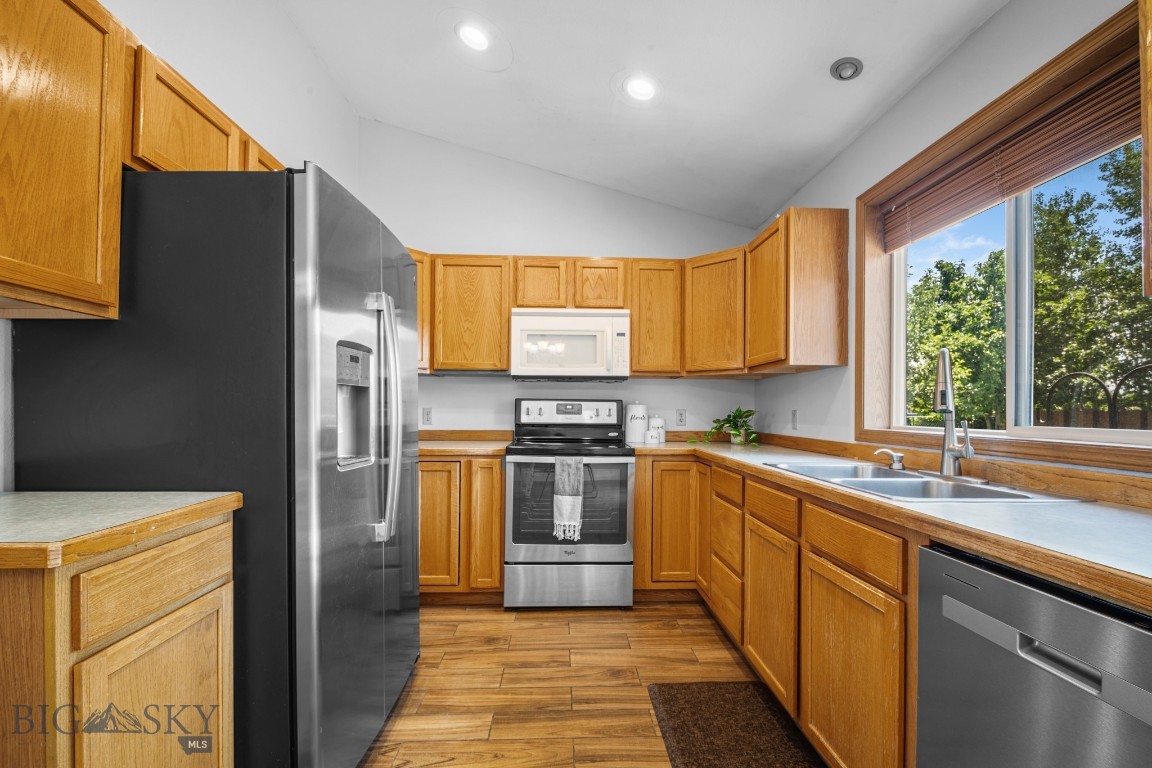 704 Mayfair Drive