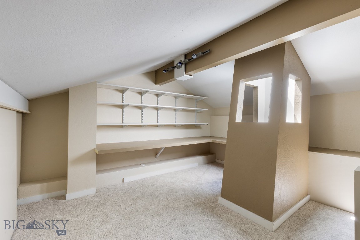 1725 W Koch Street 8