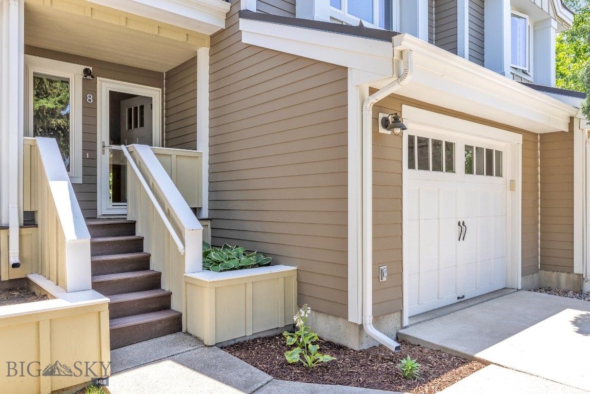 1725 W Koch Street 8