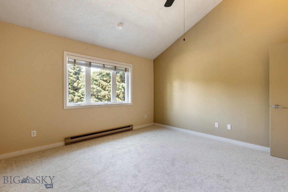 1725 W Koch Street 8