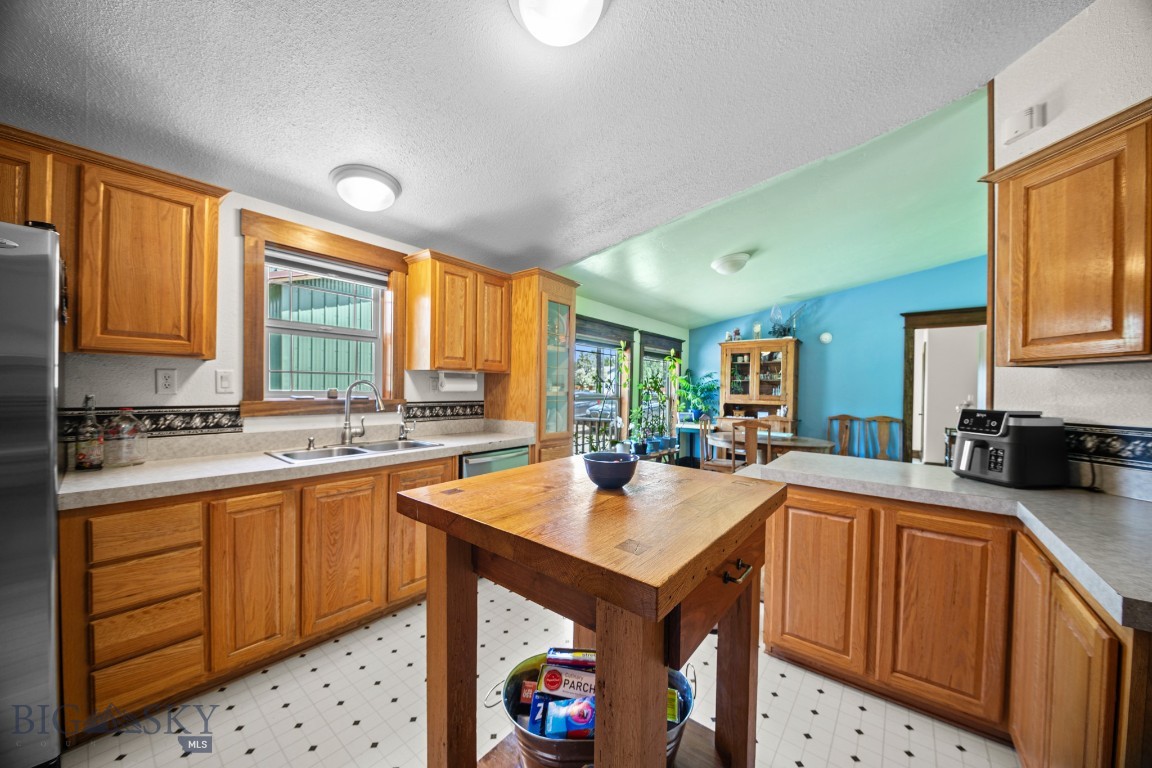 3400 Magenta Road