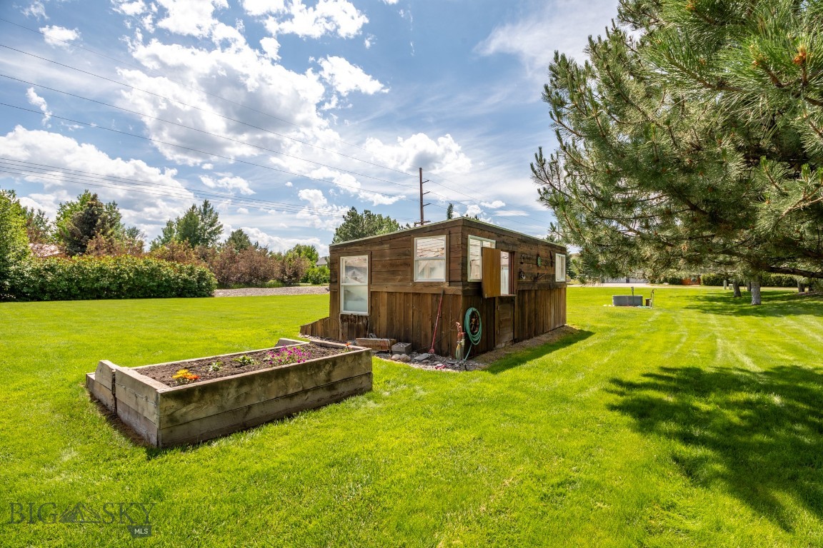 3400 Magenta Road