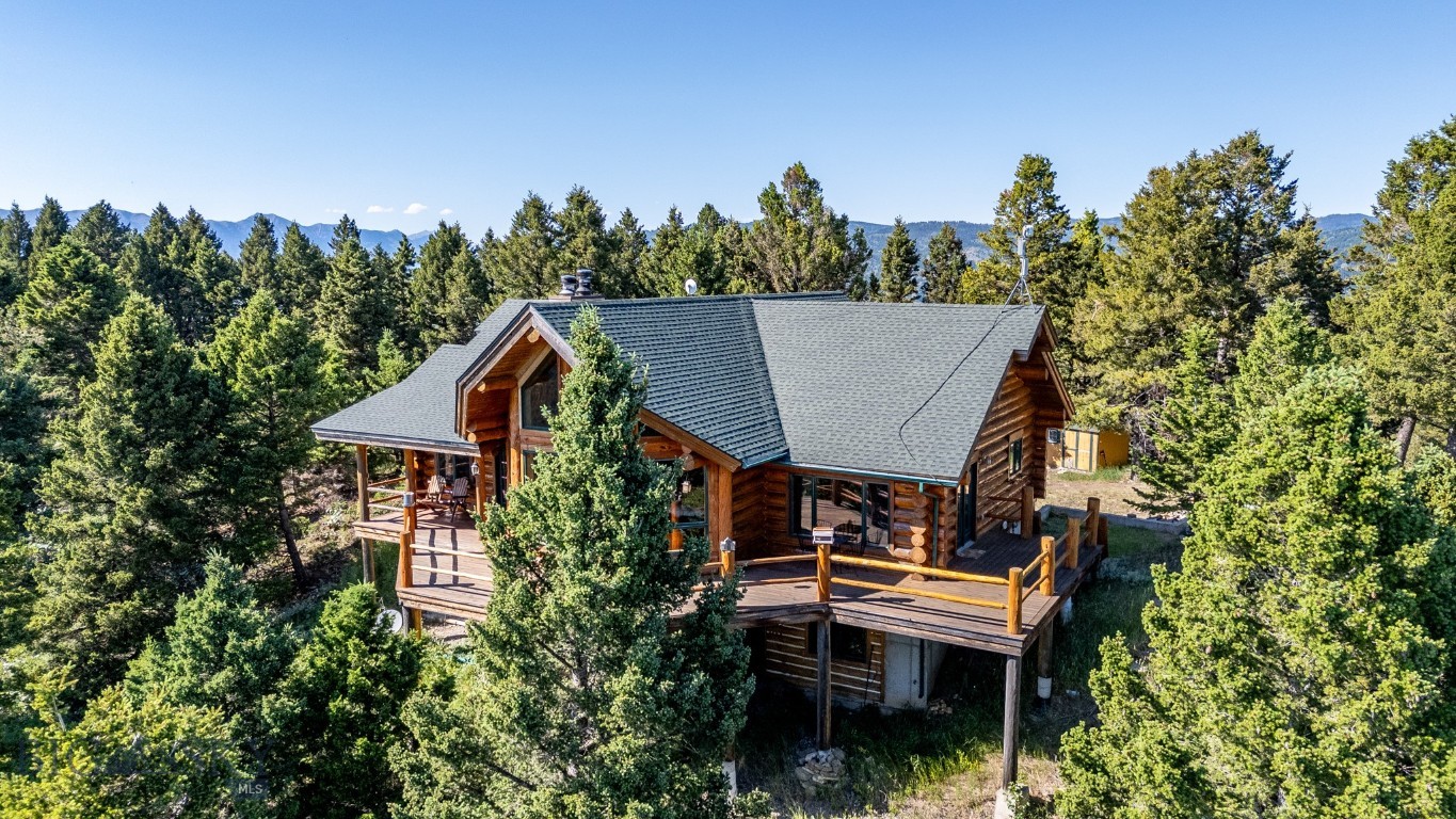 1062 Johnny Martinez Trail