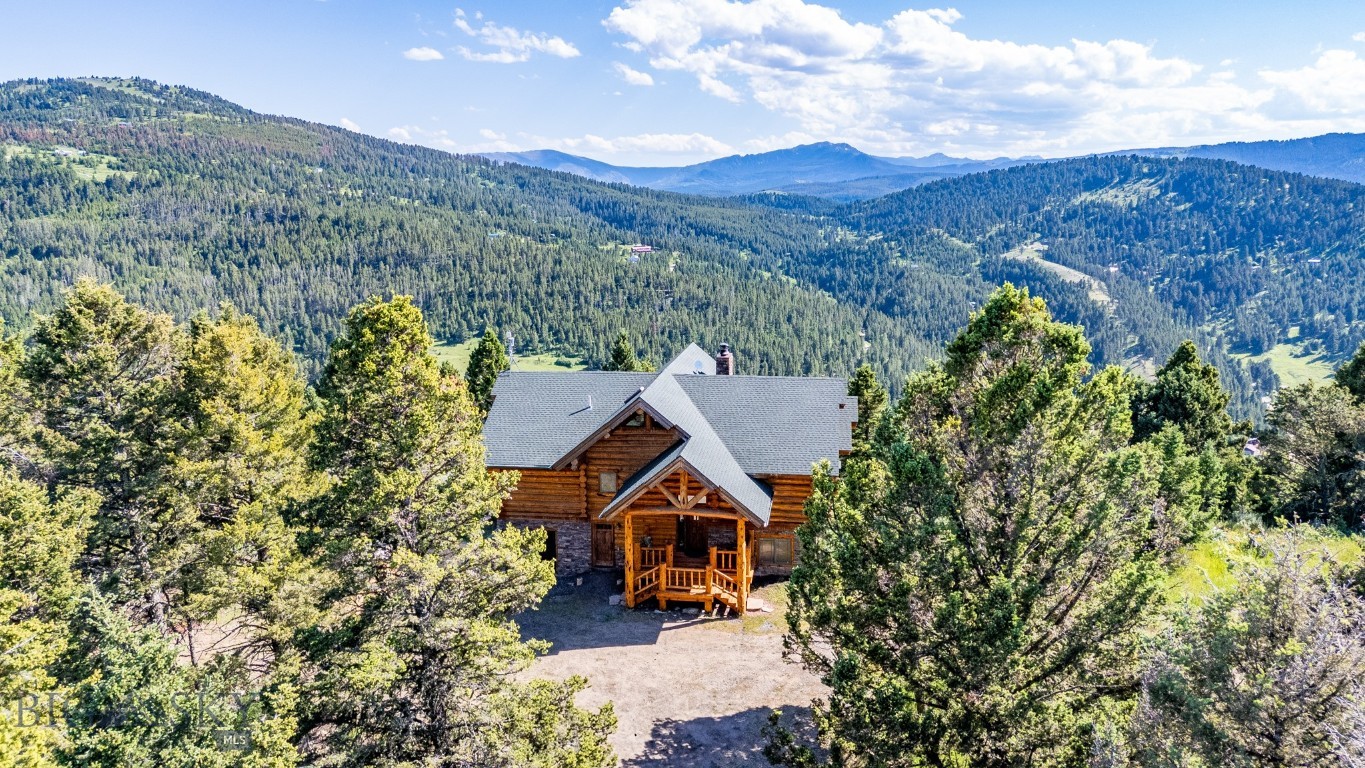 1062 Johnny Martinez Trail