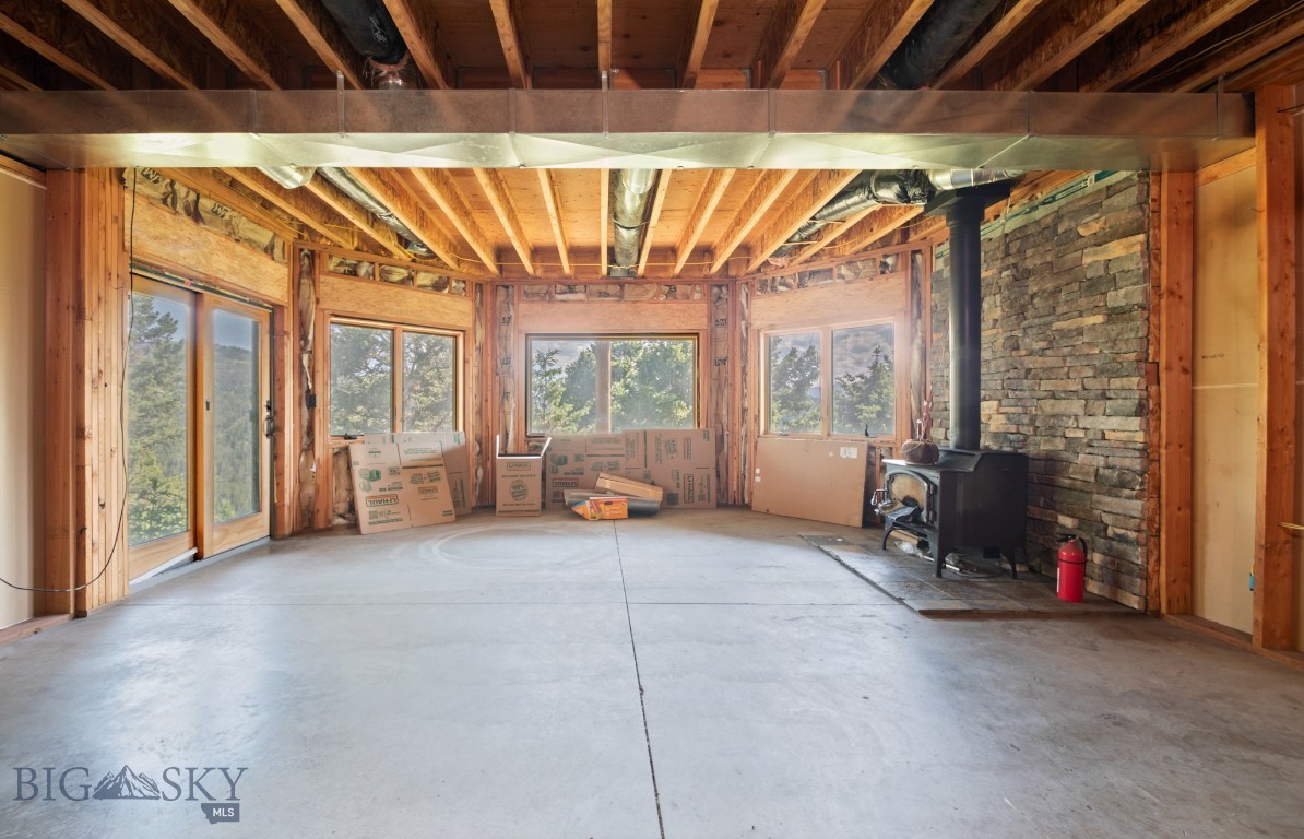 1062 Johnny Martinez Trail